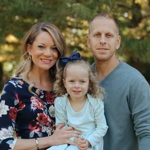 Meet your Posher, Hilary